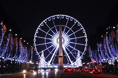 Paris ferris wheel at place de la concorde