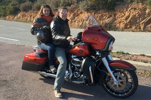 Stroll on a Harley Davidson, Full day passenger duet with your guide