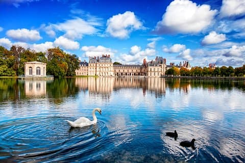 Fontainebleau lake