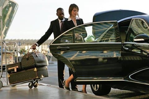 Best Private Airports Transfers - Executive Sedan Service