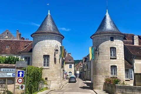 Chablis Wine Tastings Delights by Maison Regnard & J.M. Brocard