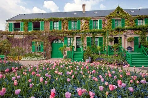 Private Tour in Giverny with 2 hour Dinner Cruise in Seine River