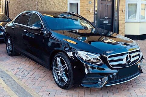 Arrival Transfer: Lyon Airport LYS to Lyon City in Business Car