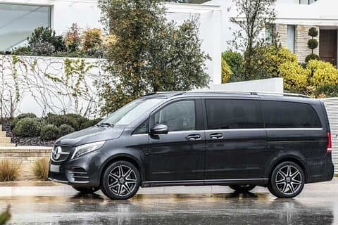 Marseille by Yourself with English Chauffeur by Van 6h Disposal