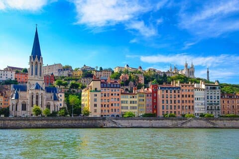 4 hours Lyon private tour with Hotel Pick up and Drop