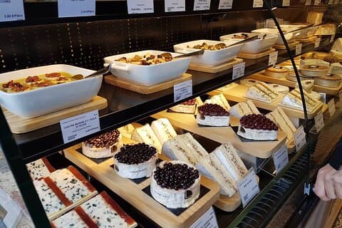 Gastronomic Walk in the Latin Quarter of Paris