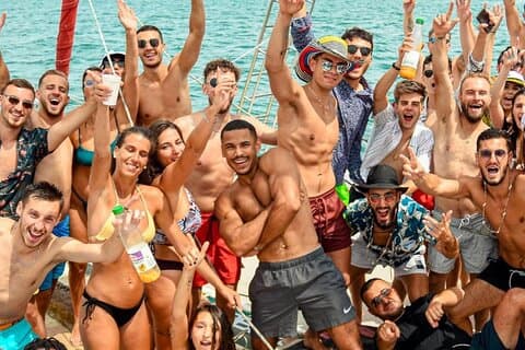 The famous party on the Cata boat