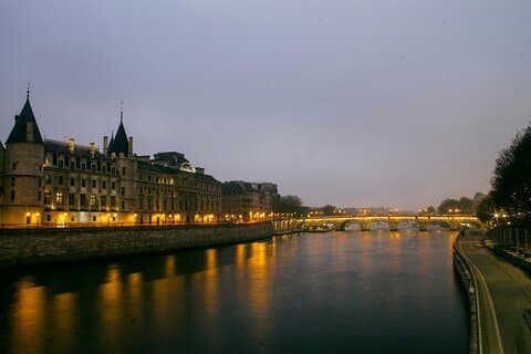 Illumination Tour of Paris