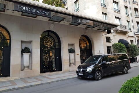 Transfer From CDG or Orly Airport To Disneyland Paris