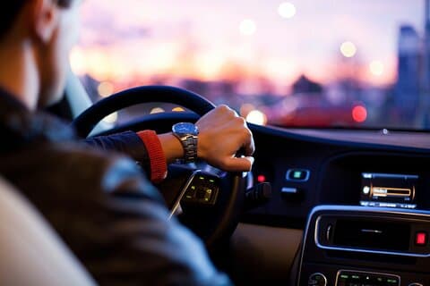 With LoungeCab, enjoy a private airport transfer to Disneyland Paris.