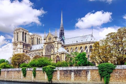 8-hour Paris Highlights Private Tour and Seine Cruise