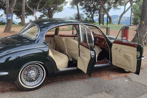 French Riviera Vintage Jaguar MK2 Tour with Scenic Stops