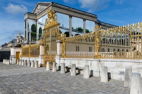 Private Transfer Paris → Versailles Palace | One-Way EV