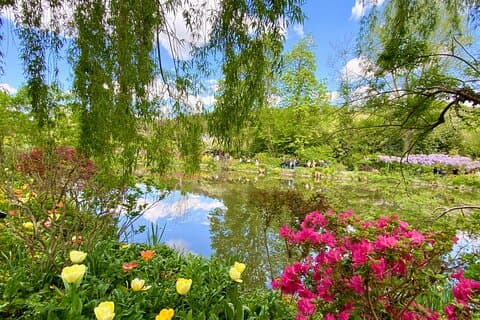 Giverny Claude Monet's House and Pond