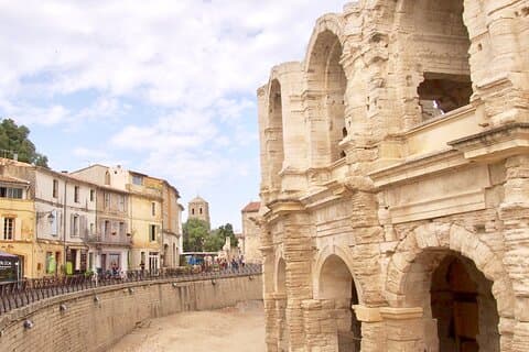 Arles
