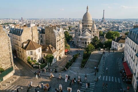 Montmartre Expert-Guided Cultural Walking Tour