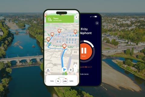 GPS Audioguide application: From Place Plumereau to the banks of the Loire (Offline).