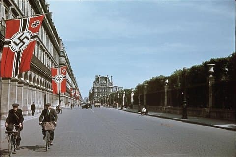 Private Paris WWII History Tour