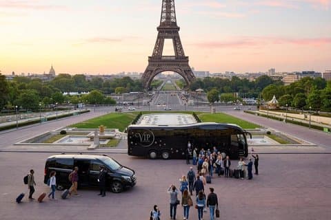 Shared Group Transfer from Le Havre to Paris