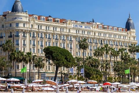 Cannes Old Town Tour with Tastings and Red Carpet