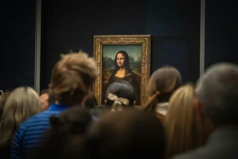 Paris Louvre Museum Guided Tour with Tickets