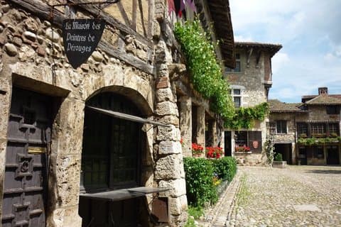 Lyon Medieval Village of Pérouges Day Trip