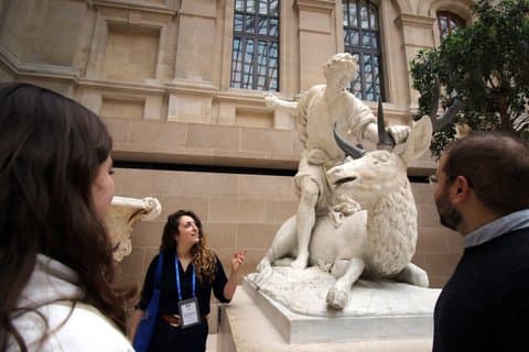 Louvre Exclusive Tour – Private Guide & Hotel Pickup in Paris