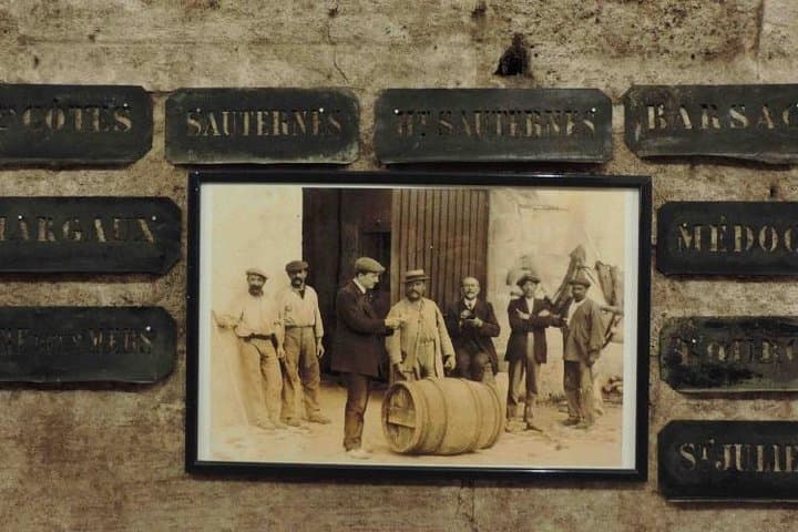 Bordeaux Wine and Trade Museum Admission Ticket with Wine Tasting