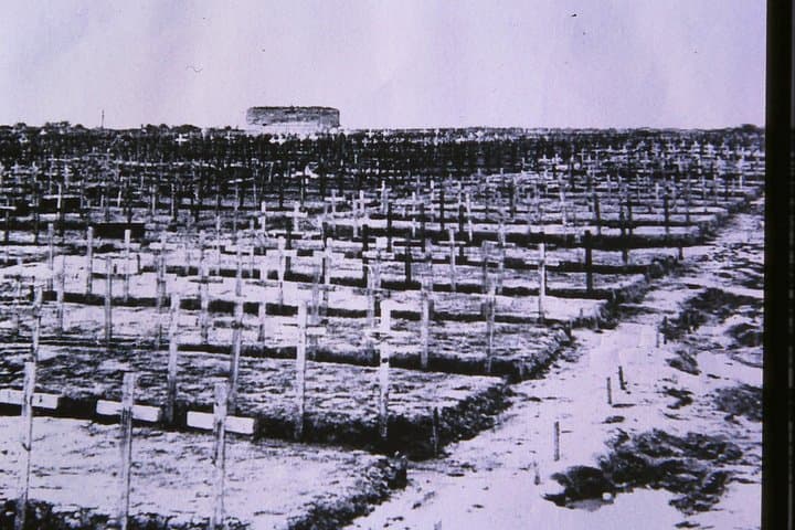 Australian Battlefields Private Tour in Fromelles and Flanders from Lille