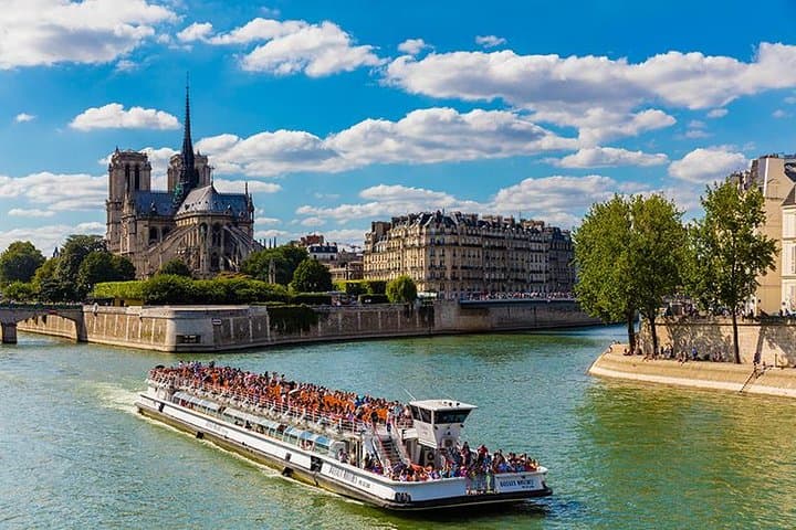 Cruise the Seine River on the Bateaux-Mouches!