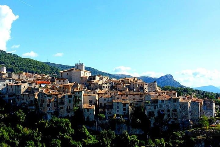 Visit Provence and the capital of the world perfumery Grasse