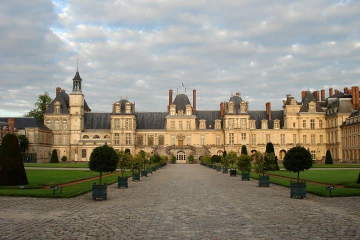 Explore the magnificent Palace of Fontainebleau