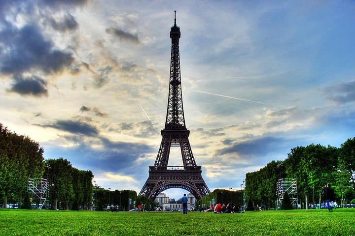 Hang out with locals in Paris