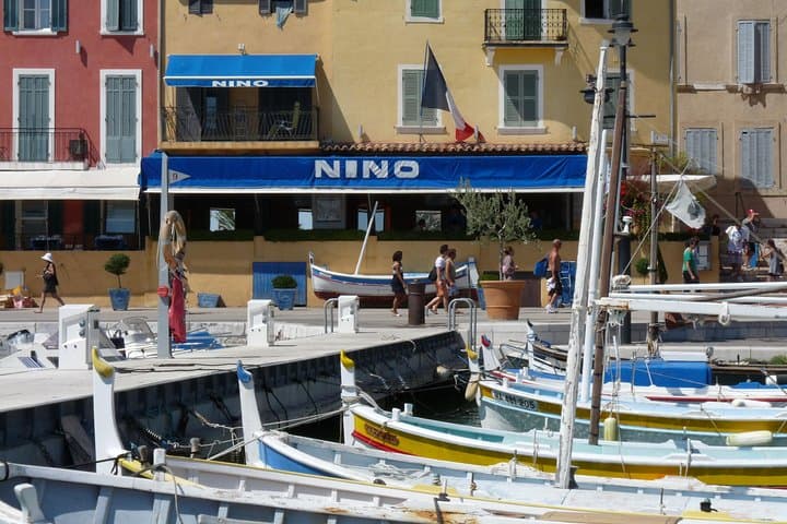Cassis and Aix en Provence Sightseeing Tour from Marseille
