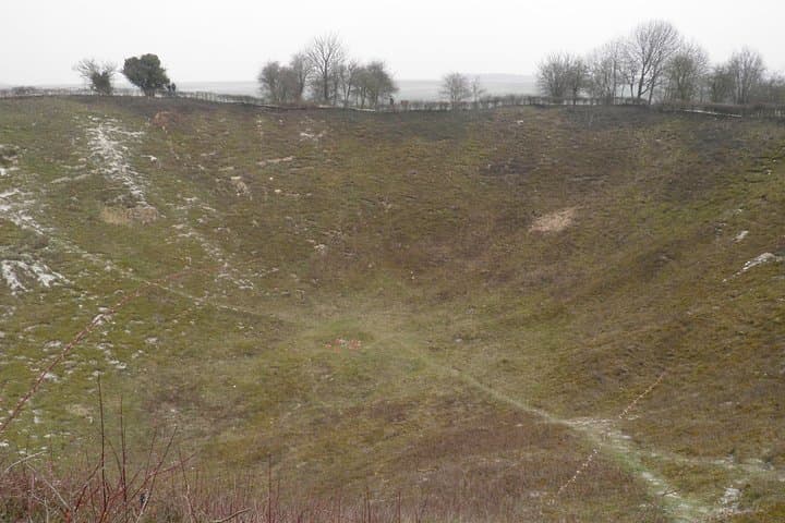 Full-Day Canadian WW1 Vimy and Somme Battlefield Tour from Arras