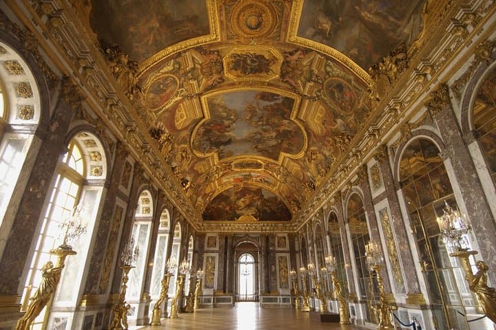 Versailles Domain Small-Group Guided Tour from Paris