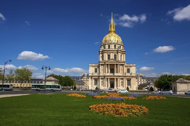 Paris Highlights Immersive Coach Tour