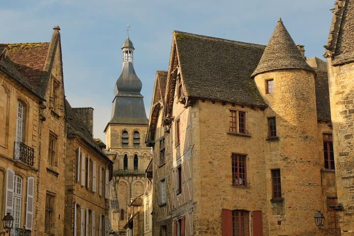 Sarlat village