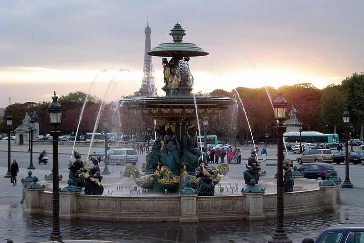 Paris - Historic Guided Walking tour