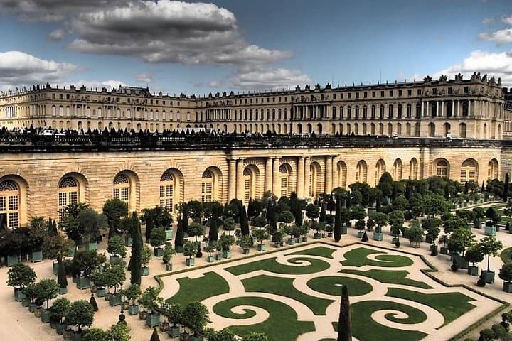 Private 5-hour tour to Palace of Versailles from Paris Hotel