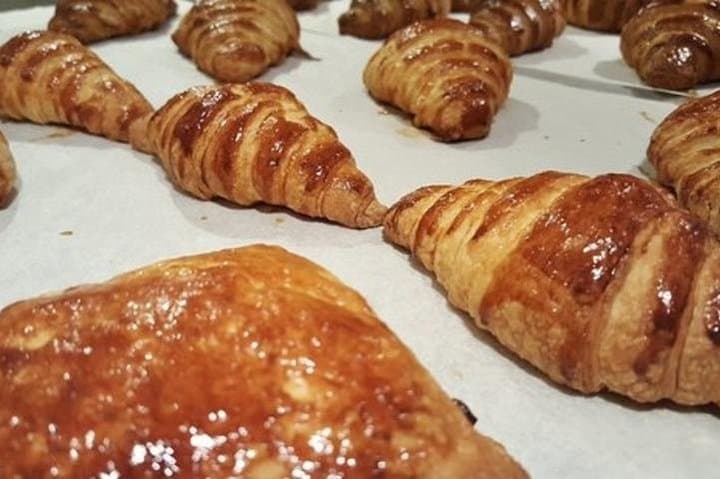 Paris Cooking Class: Chocolate Éclairs and Cream Puffs