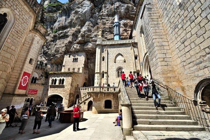 Sarlat : Private Afternoon Tour to Rocamadour by Exploreo24