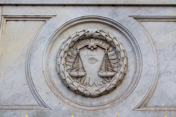 Freemasons, Myths and Revelations about a Secret Society