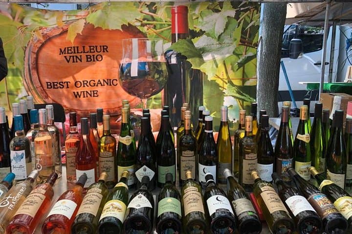 Organic Market Tasting & History Tour by the Eiffel Tower