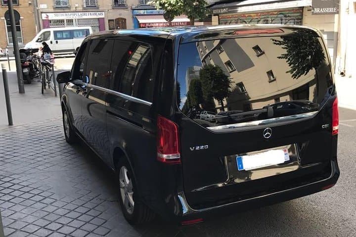 Private Airport Transfer from Nice Airport to Nice City or Cannes