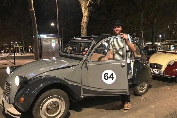 Private tour of Bordeaux by night in a 2CV vintage car