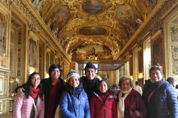 1h30 - Louvre Highlights optional 'families with kids' - Eng/Esp