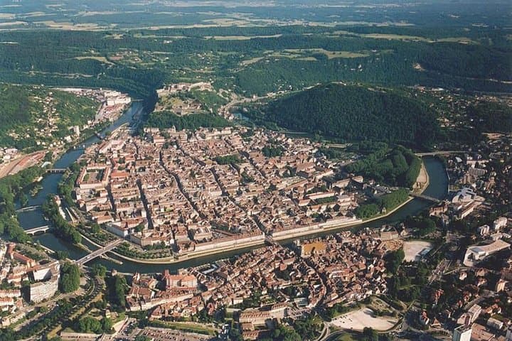 Private Sightseeing Flight above Toulouse and the Great Pyrenees