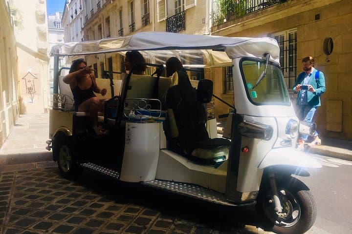Latin Quarter Tour / duration 1h30 - from 1 to 6 passengers
