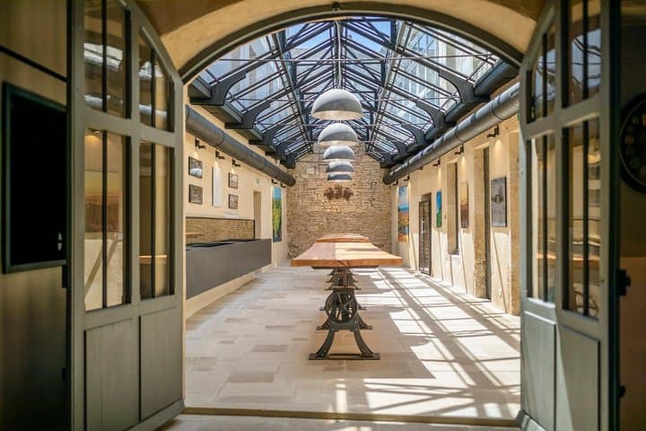 Visit of our cellars and tasting